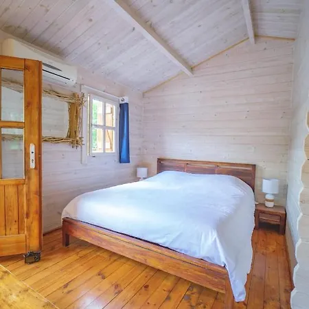 Lodge Dahu Wake Park, Proche Saint Emilion Sablons (Gironde)