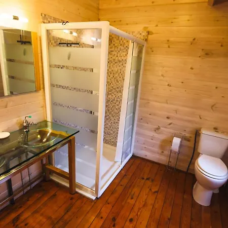 Деревянный коттедж Dahu Wake Park, Proche Saint Emilion *